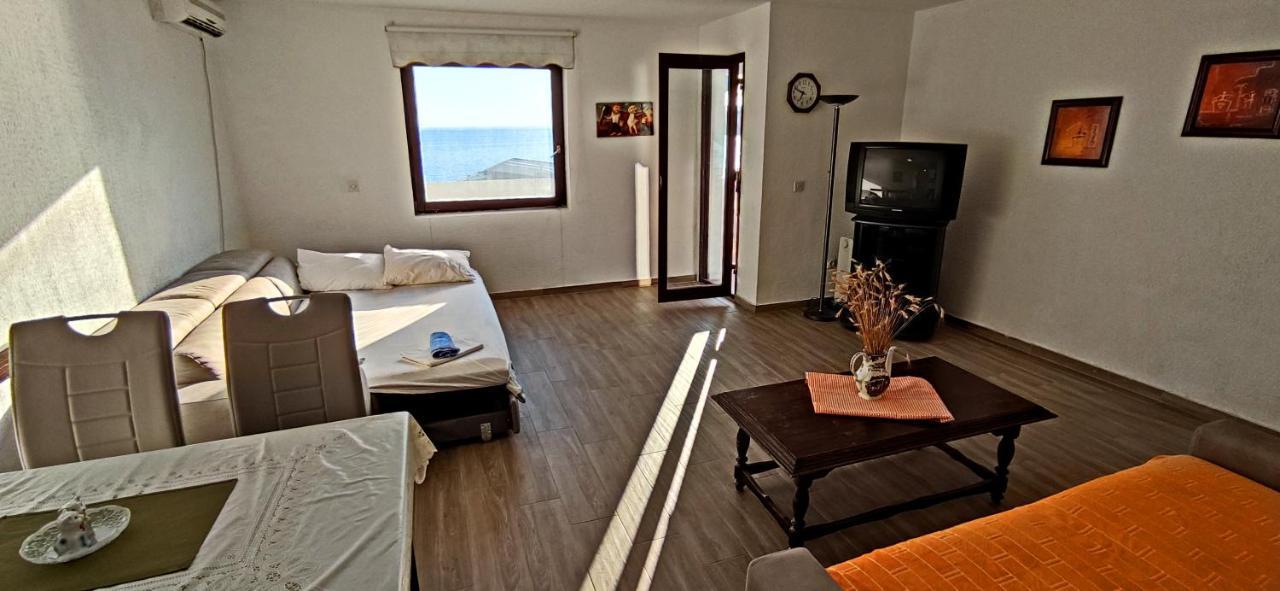 Apartments Abramovic 2 Sutomore Bagian luar foto