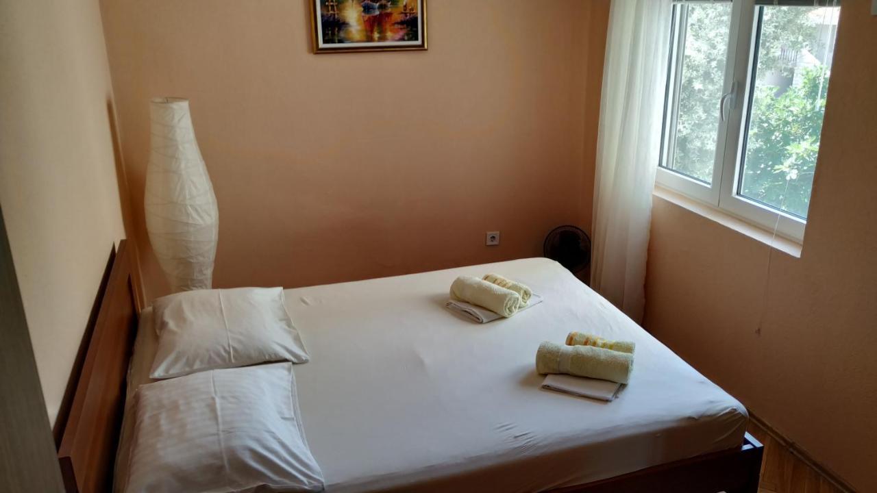Apartments Abramovic 2 Sutomore Bagian luar foto