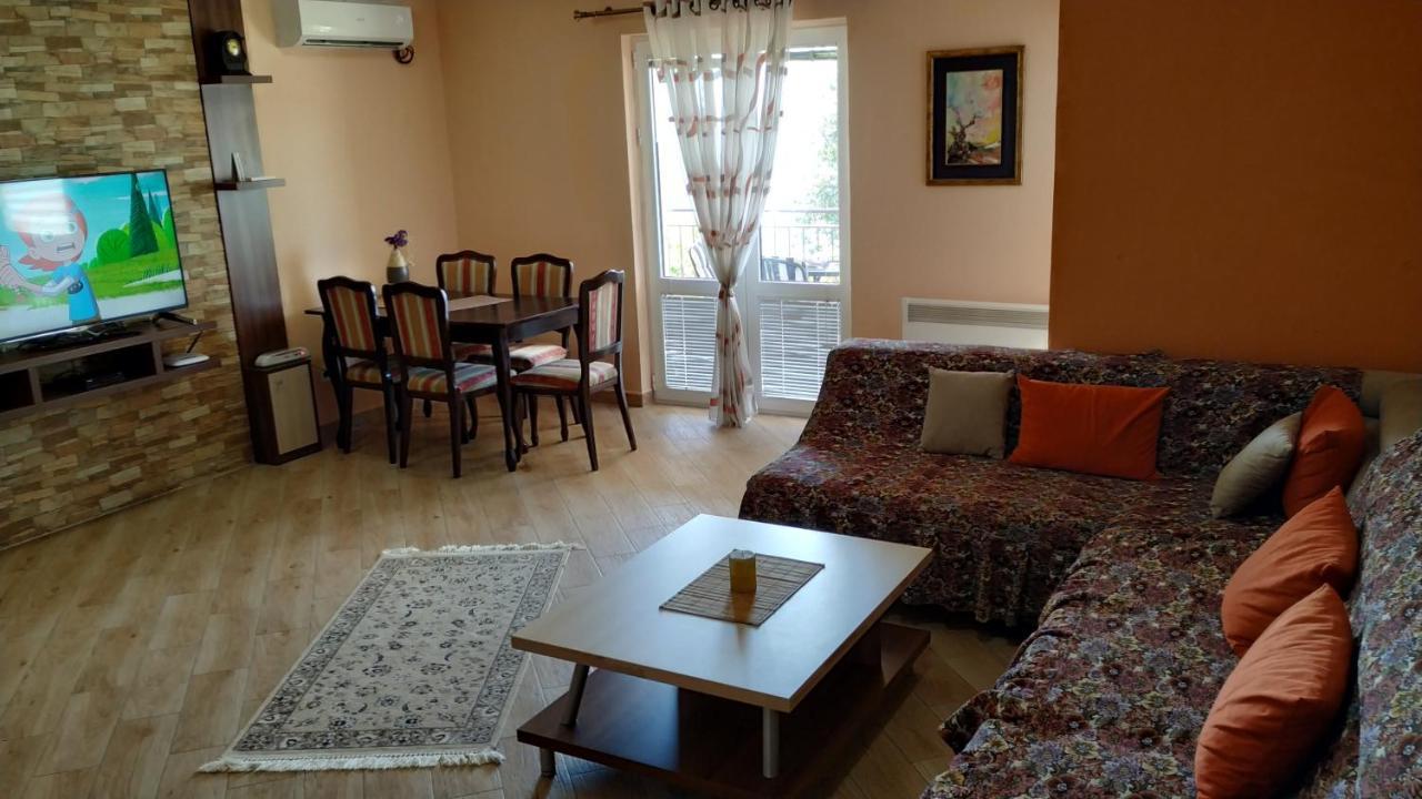 Apartments Abramovic 2 Sutomore Bagian luar foto